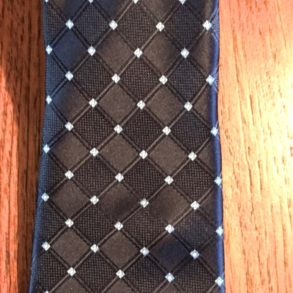 Jones New York Tie - Picture 4 of 9